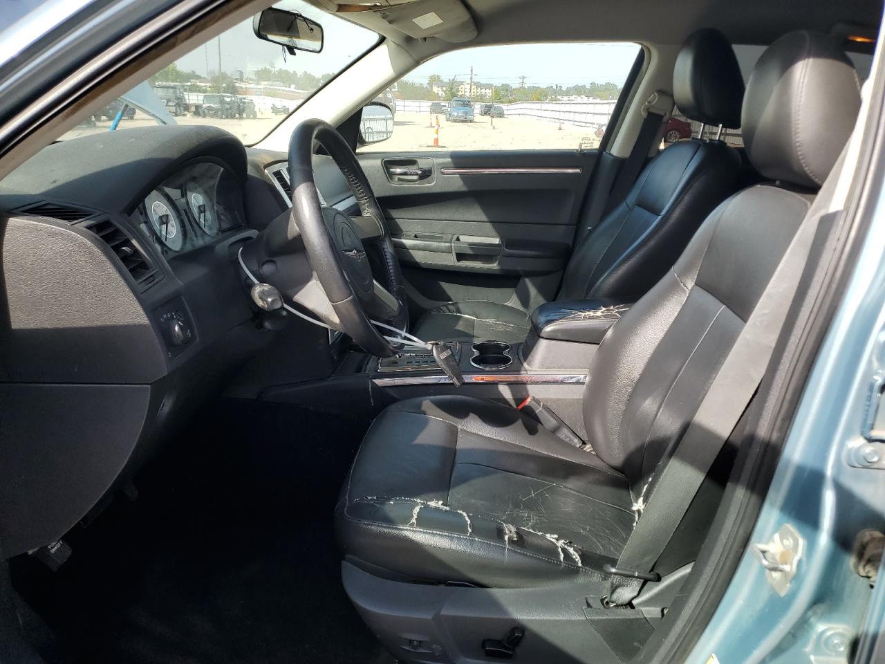 2008 Chrysler 300 Touring VIN: 2C3KA53GX8H267699 Lot: 81299995