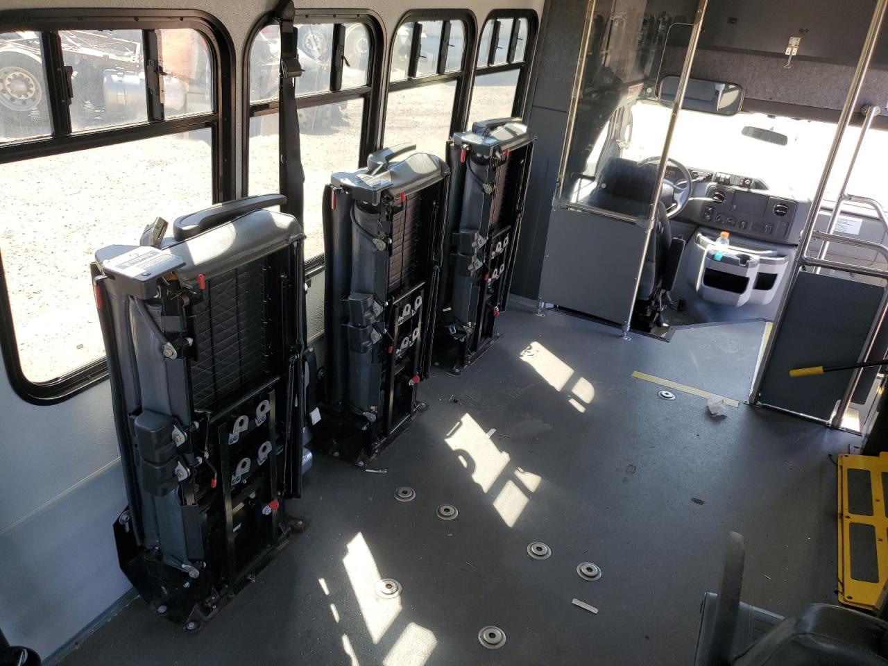 2013 Ford E450 Bus VIN: 1FDFE4FS7DDB36471 Lot: 86544565