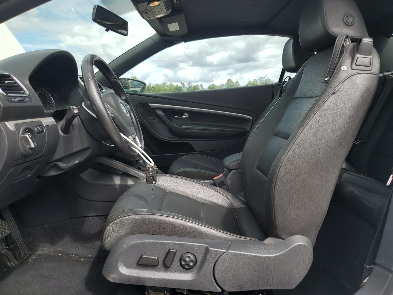 2014 Volkswagen Eos Komfort VIN: WVWBW8AH5EV000130 Lot: 85307075