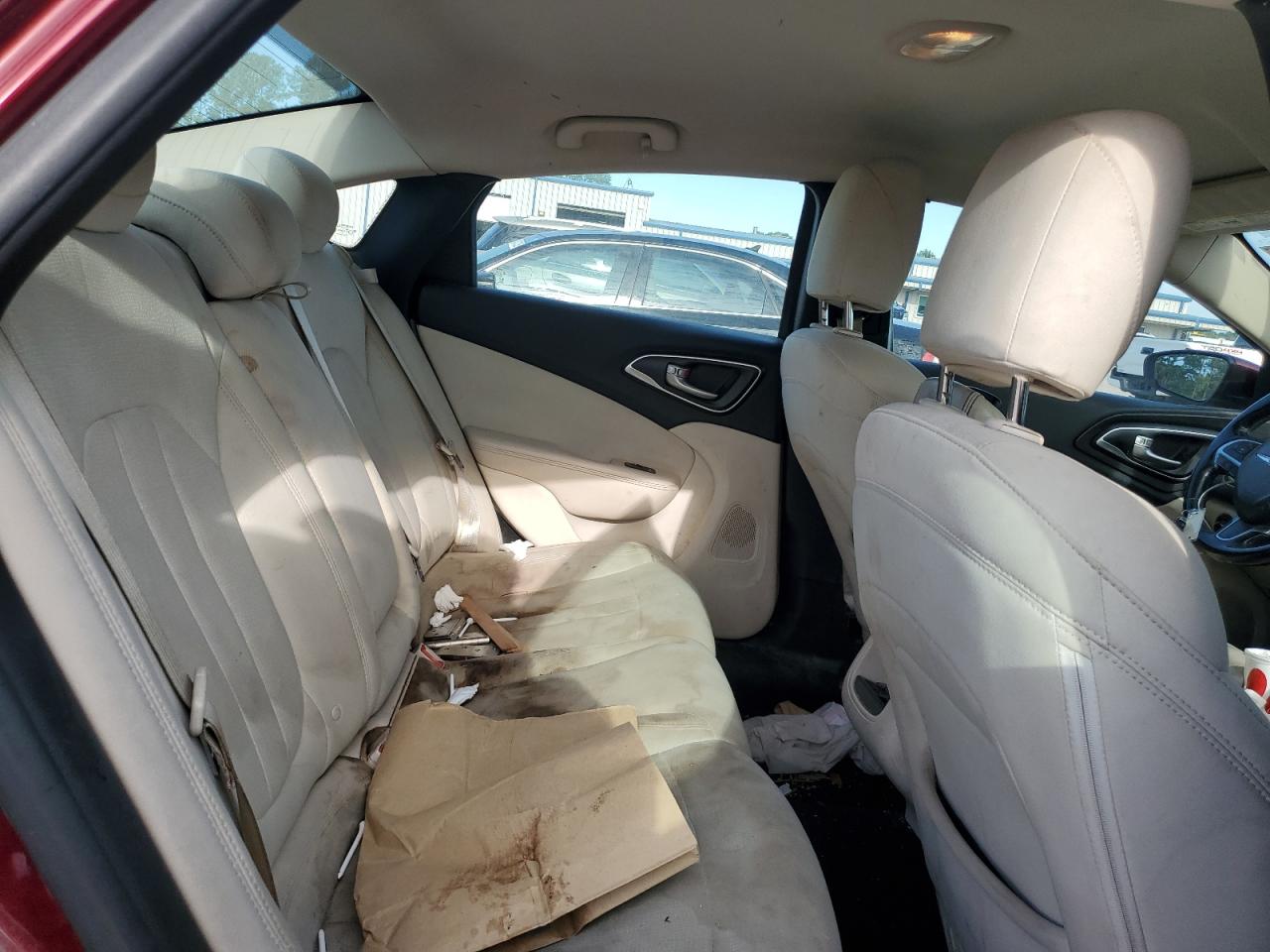 2015 Chrysler 200 Limited VIN: 1C3CCCAB1FN690220 Lot: 84281305