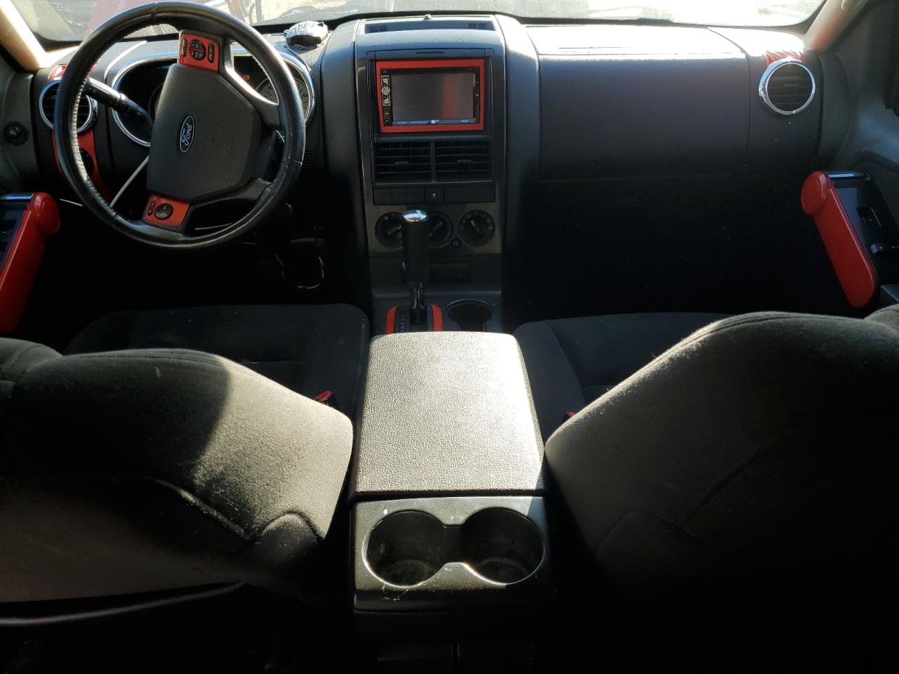 2010 Ford Explorer Xlt VIN: 1FMEU8DE4AUA92539 Lot: 82324725