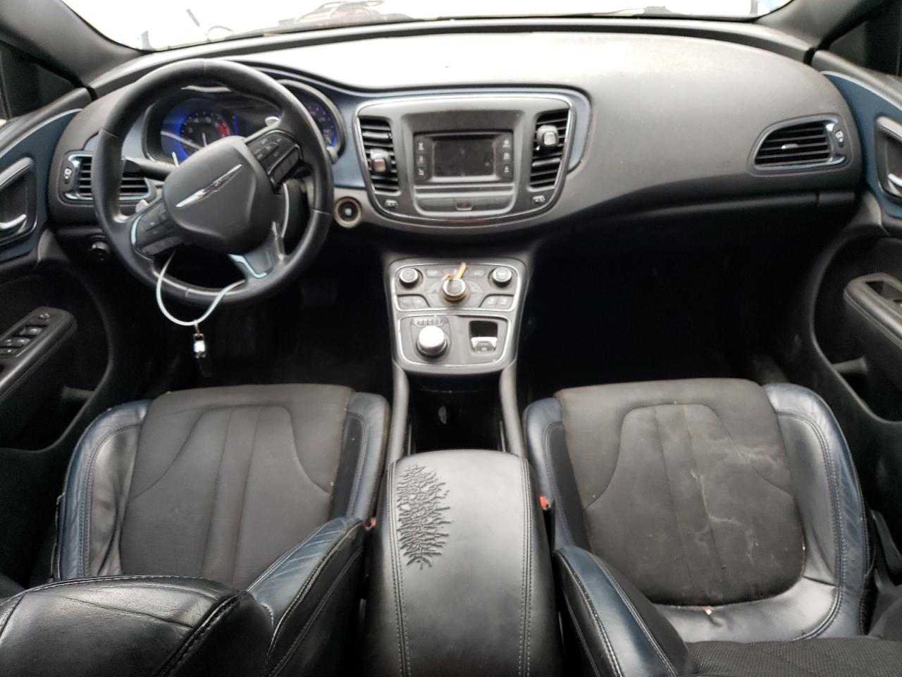 2015 Chrysler 200 S VIN: 1C3CCCBBXFN555042 Lot: 82428265