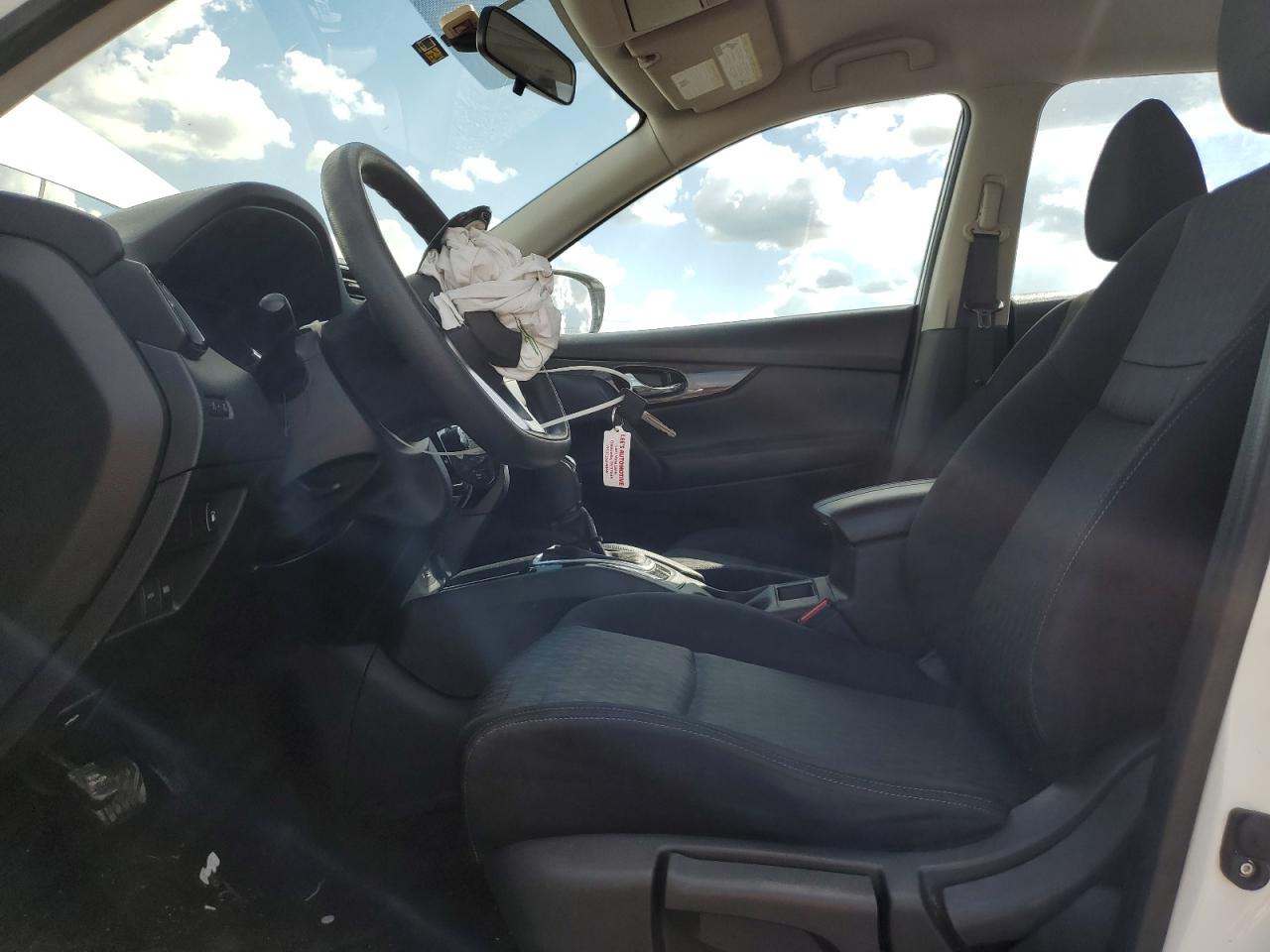 2018 Nissan Rogue S VIN: JN8AT2MT8JW461574 Lot: 82204565