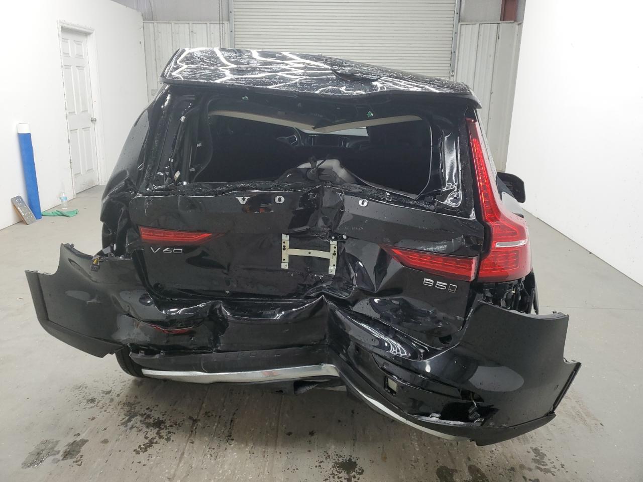 2025 Volvo V60 Cross Country Plus VIN: YV4L12WK8S2146889 Lot: 86277075