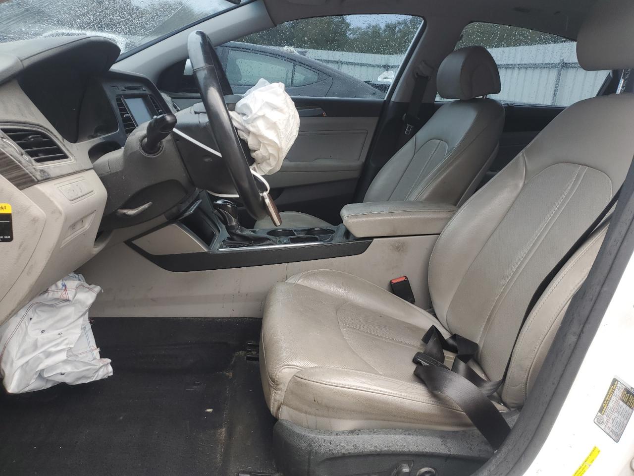 2015 Hyundai Sonata Sport VIN: 5NPE34AF7FH010995 Lot: 85678505