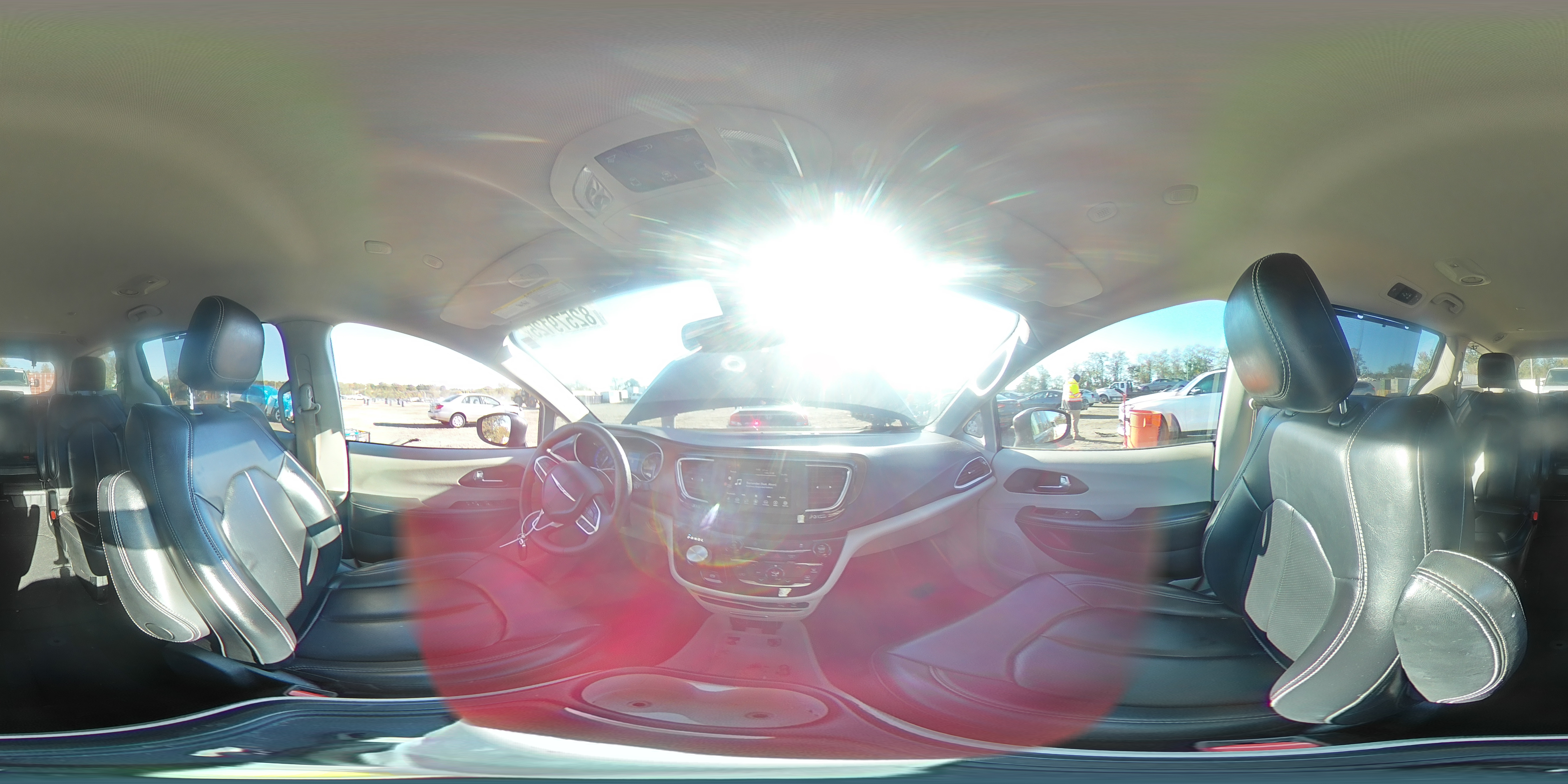 2020 Chrysler Voyager Lxi VIN: 2C4RC1DG4LR257247 Lot: 82579125