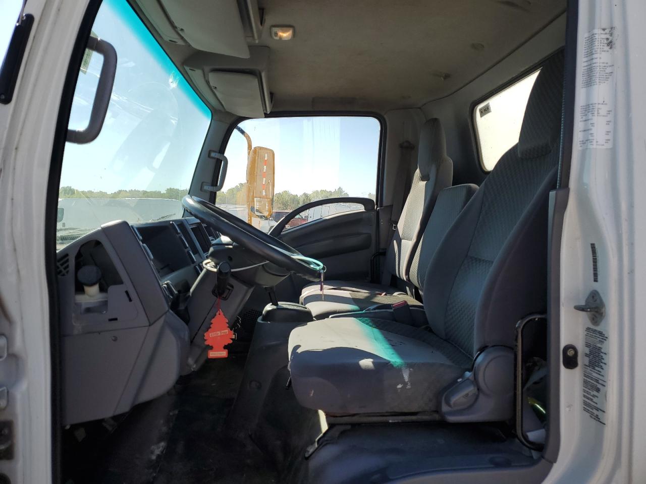 2015 Isuzu Npr Hd VIN: 54DC4W1B0FS801072 Lot: 93075995