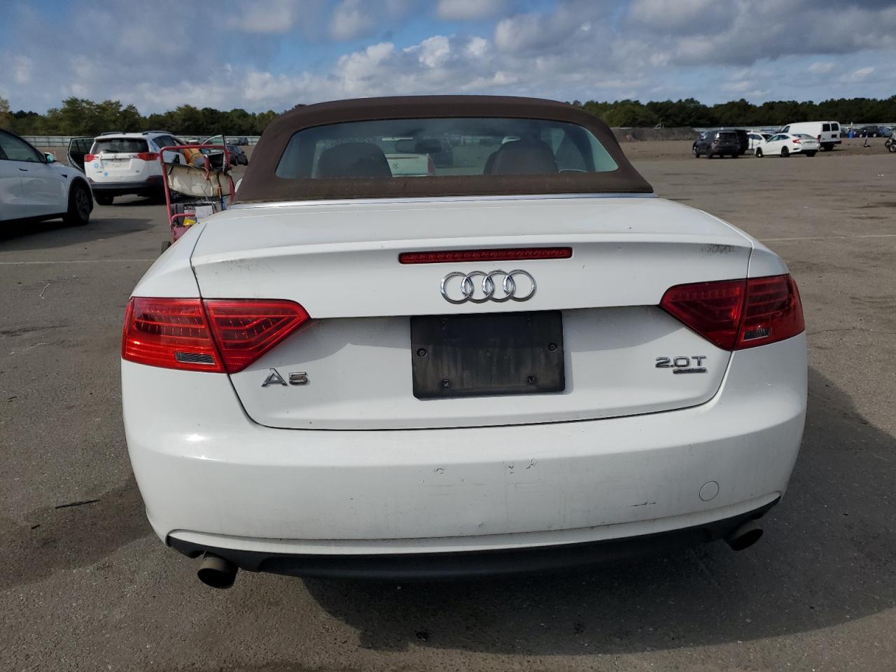 2013 Audi A5 Premium VIN: WAUCFAFH6DN017633 Lot: 82250635