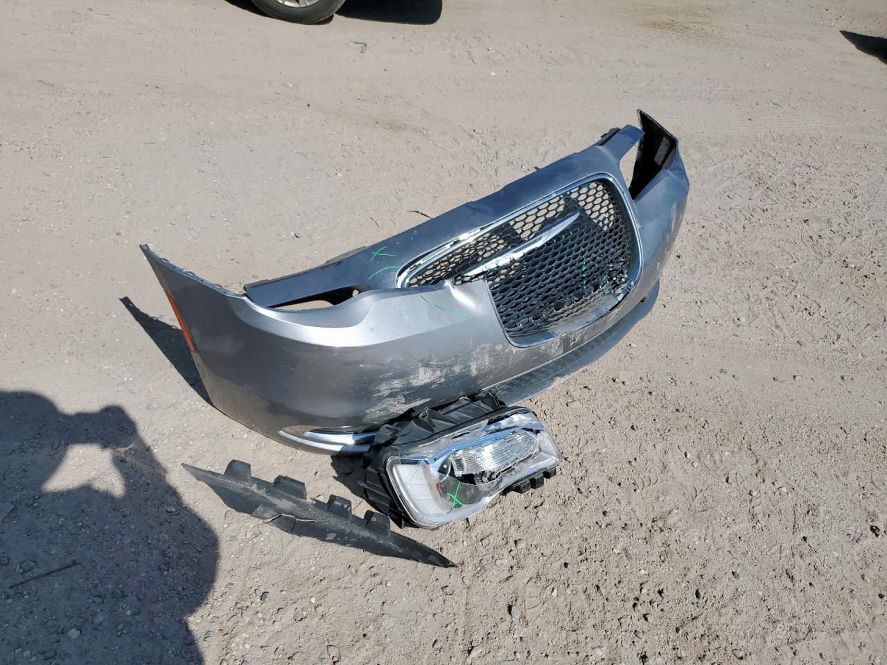 2016 Chrysler 300 Limited VIN: 2C3CCAAG2GH348950 Lot: 86318445