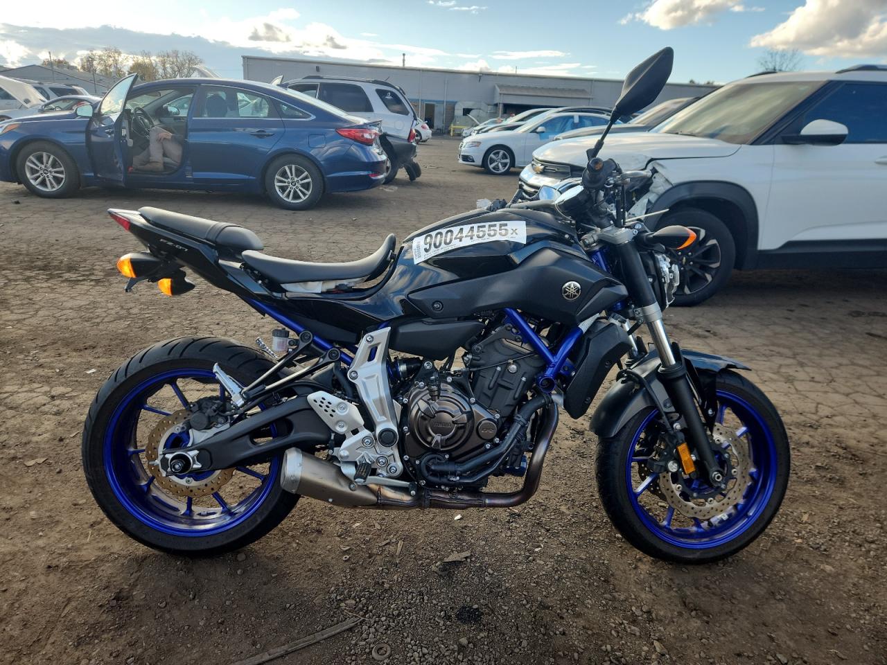 YAMAHA FZ-07/09 2016. Lot# 90044555. VIN JYARM06E4GA008018. Photo 1