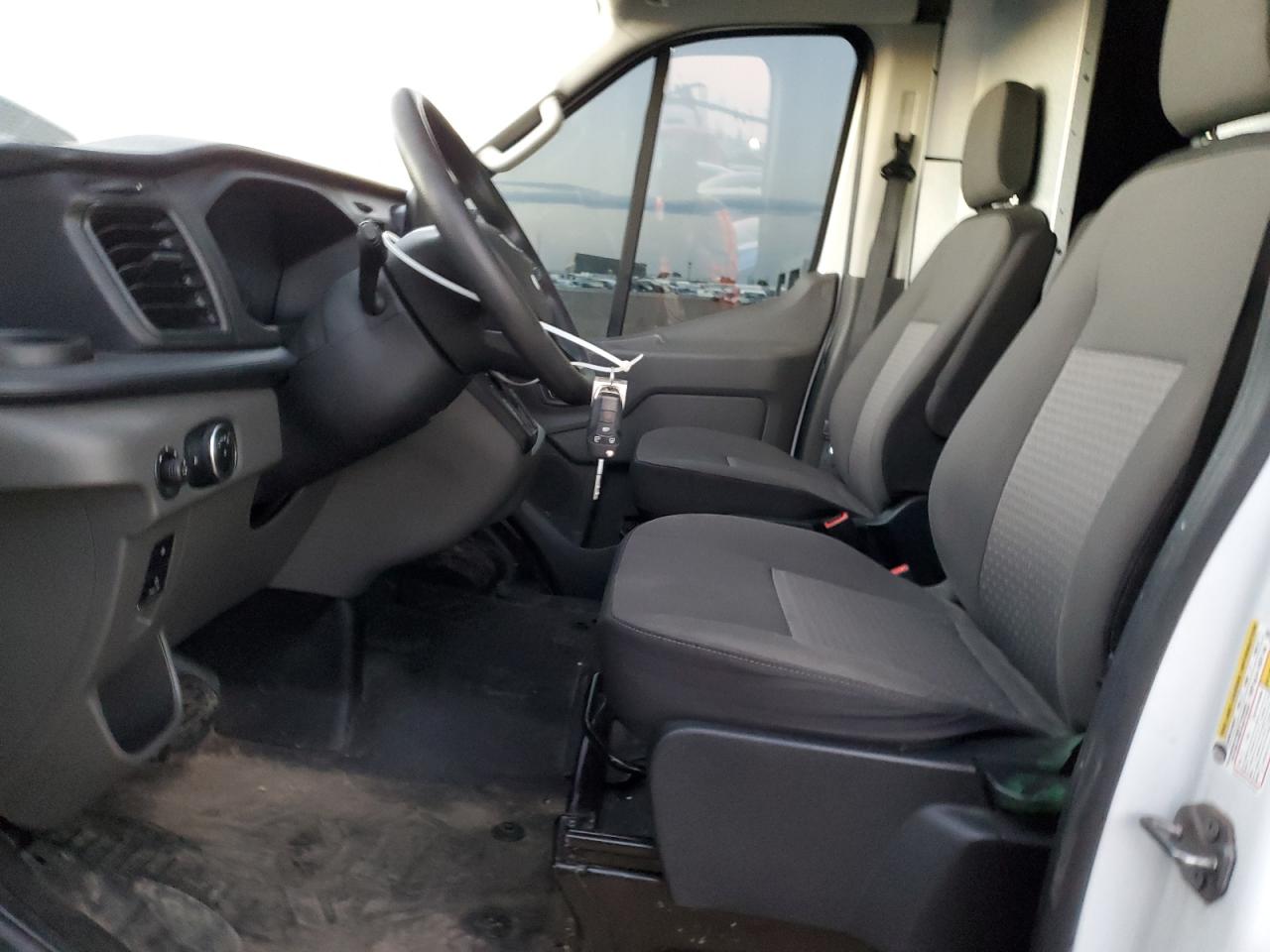 2022 Ford Transit T-250 VIN: 1FTBR2C82NKA80974 Lot: 86771935