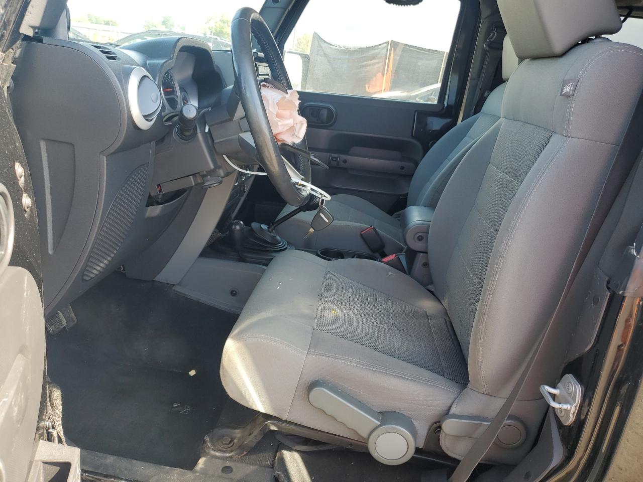 2009 Jeep Wrangler Sahara VIN: 1J4FA54149L741782 Lot: 82249425