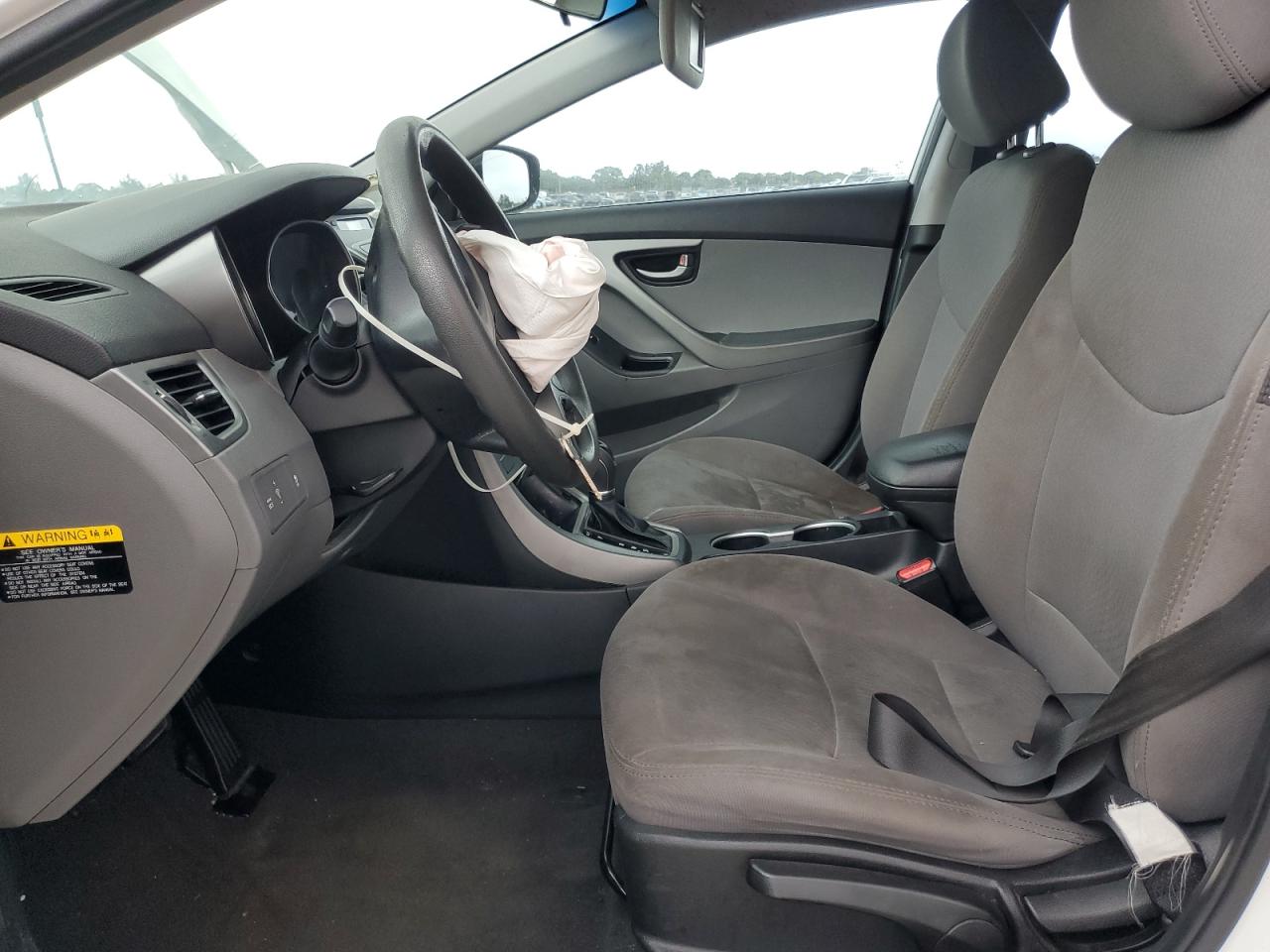 2015 Hyundai Elantra Se VIN: 5NPDH4AE5FH585701 Lot: 85698585