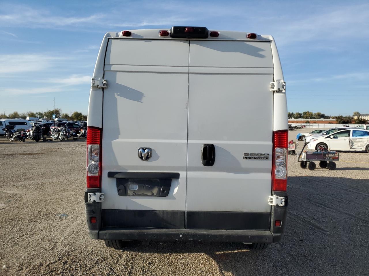 2024 Ram Promaster 2500 Delivery Van VIN: 3C6LRVDG7RE113916 Lot: 89489215