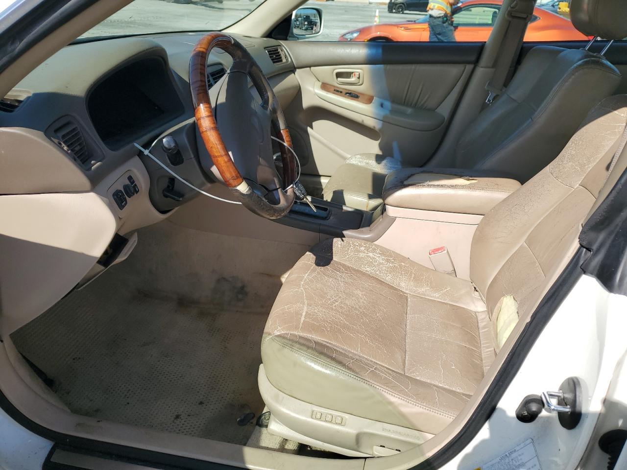 2001 Lexus Es 300 VIN: JT8BF28G010325879 Lot: 84727105