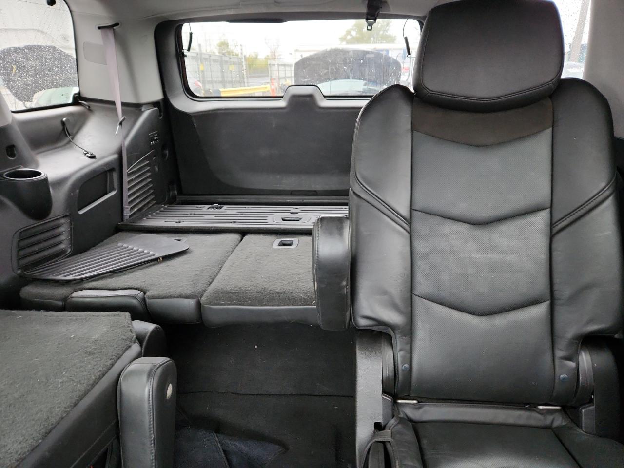 2015 Cadillac Escalade Luxury VIN: 1GYS4BKJ0FR302966 Lot: 85710475