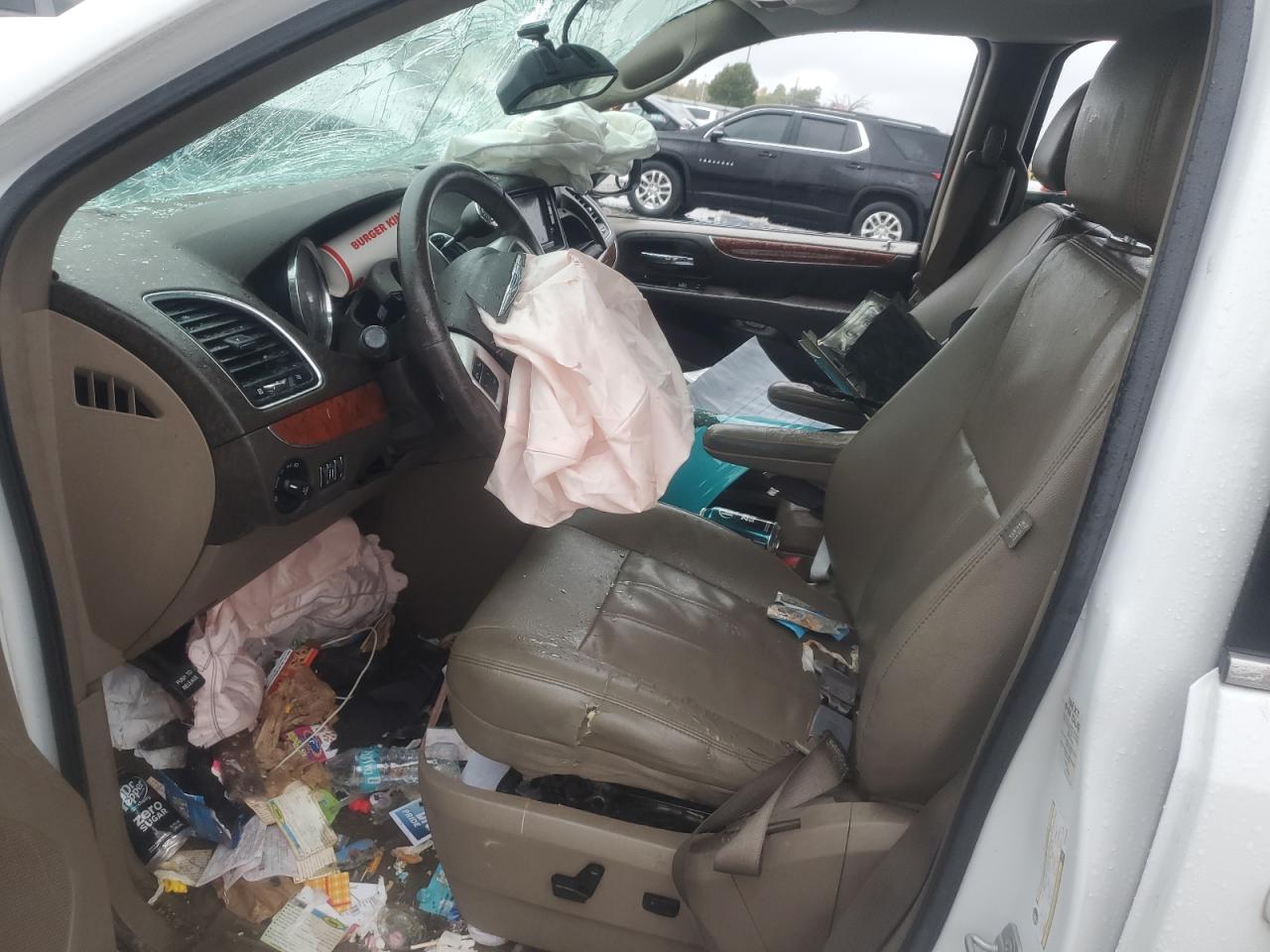 2015 Chrysler Town & Country Touring VIN: 2C4RC1BG6FR706533 Lot: 82516455