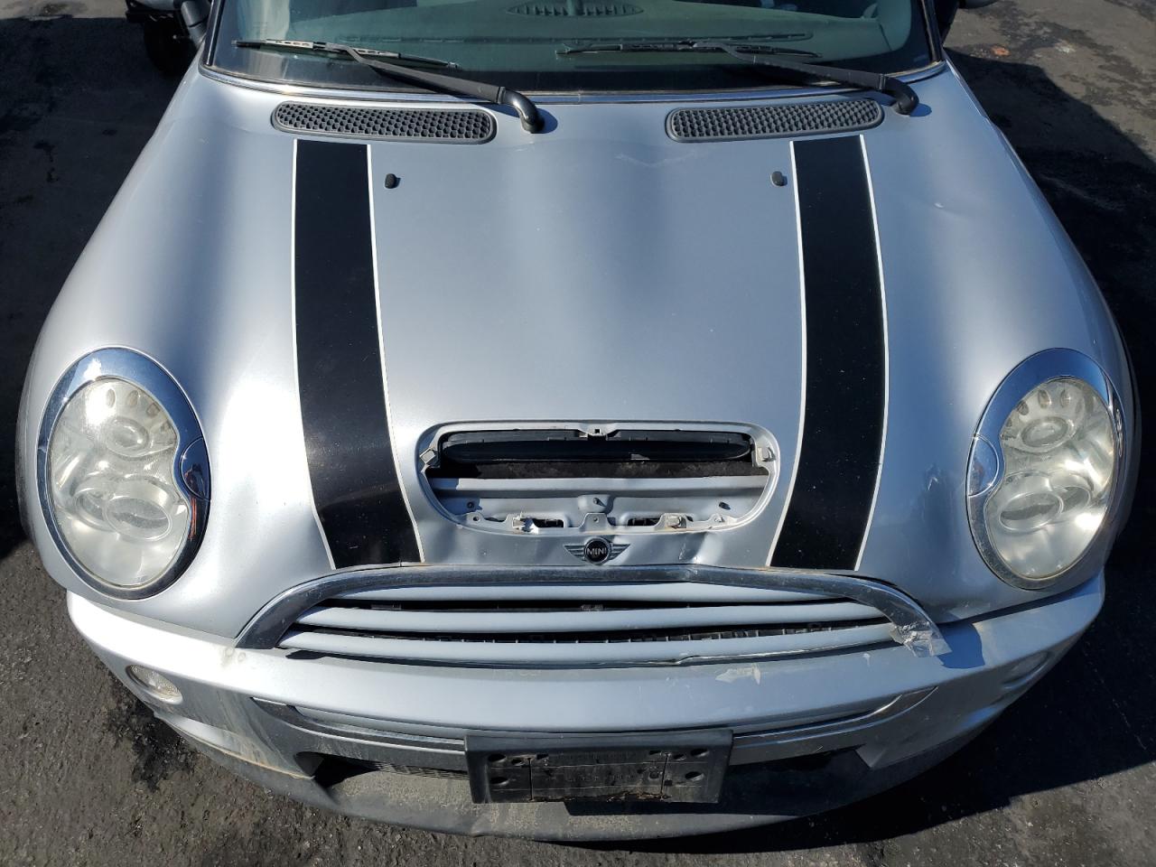 2005 Mini Cooper S VIN: WMWRH33585TK56317 Lot: 84988075