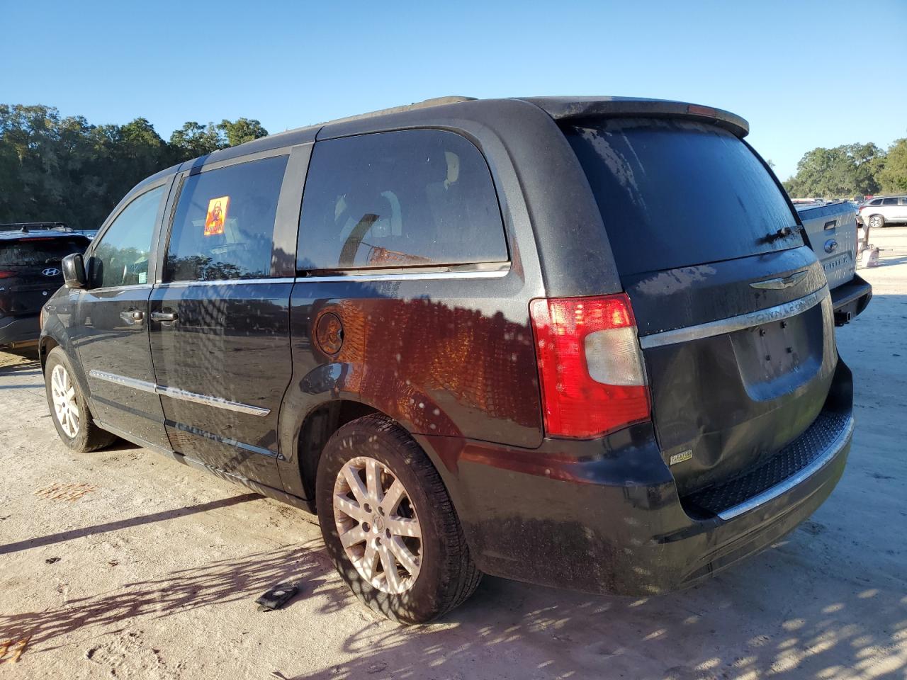 2014 Chrysler Town & Country Touring 2C4RC1BGXER126569 photo #3