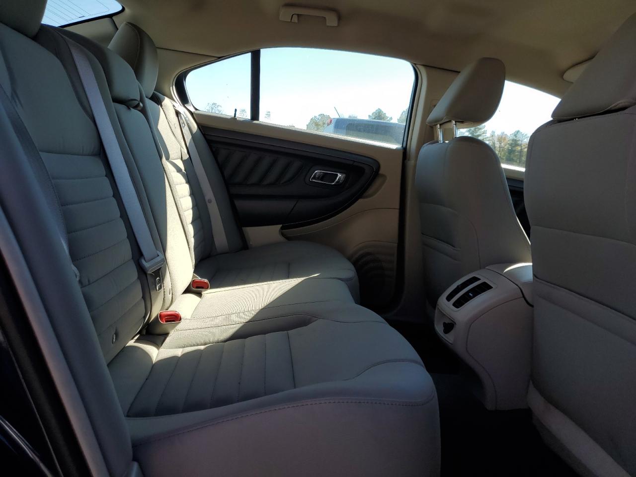 2012 Ford Taurus Se VIN: 1FAHP2DW6CG133100 Lot: 82780945