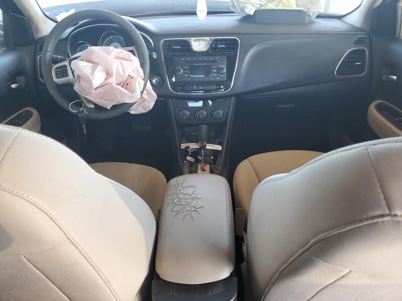 2013 Chrysler 200 Touring VIN: 1C3CCBBB5DN654553 Lot: 81993985