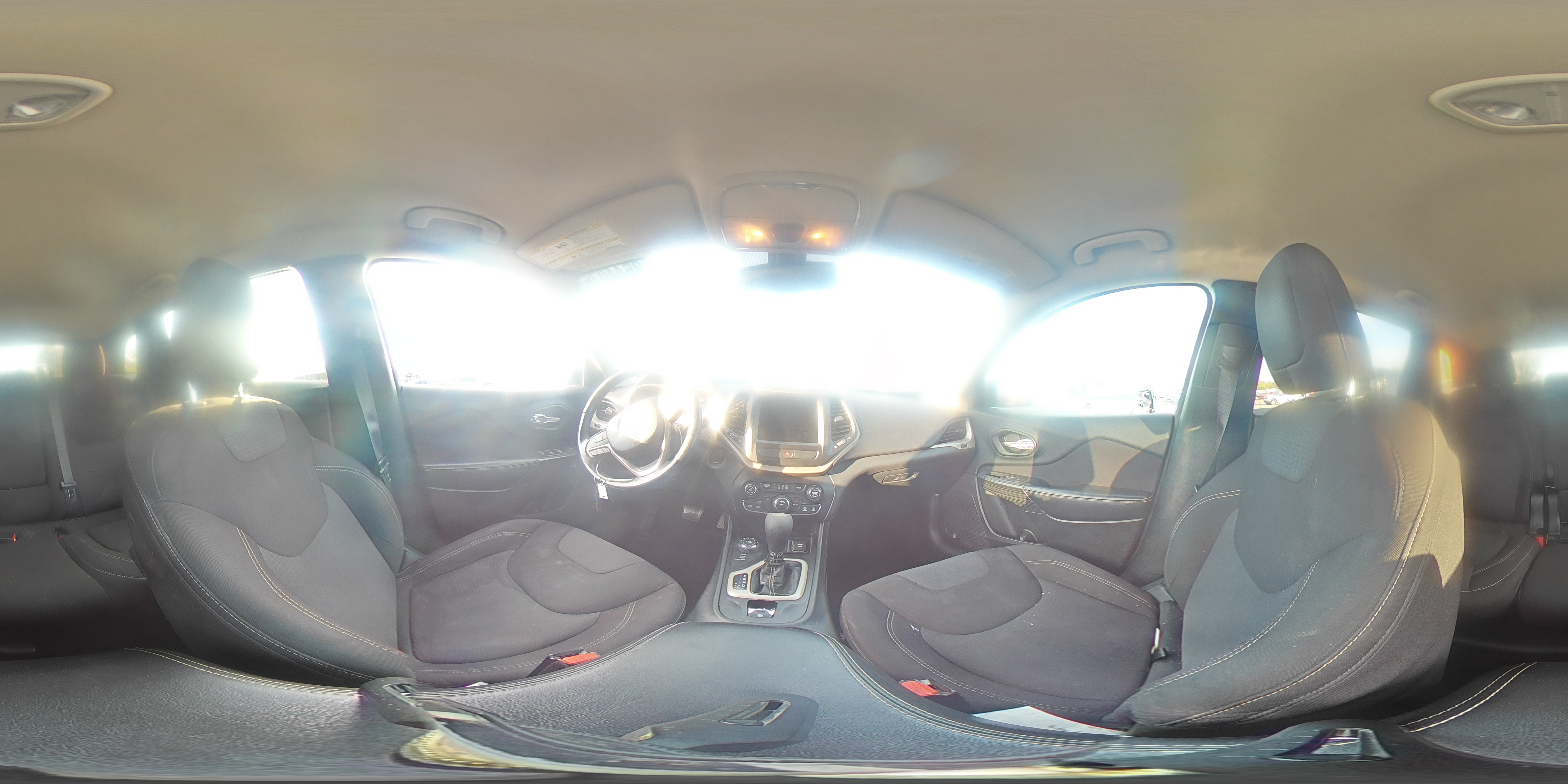 2015 Jeep Cherokee Latitude VIN: 1C4PJMCS2FW789483 Lot: 86440765