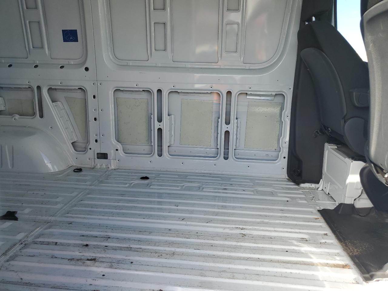 2025 Mercedes-Benz Sprinter 2500 VIN: W1Y4KBHY8ST198549 Lot: 85143025