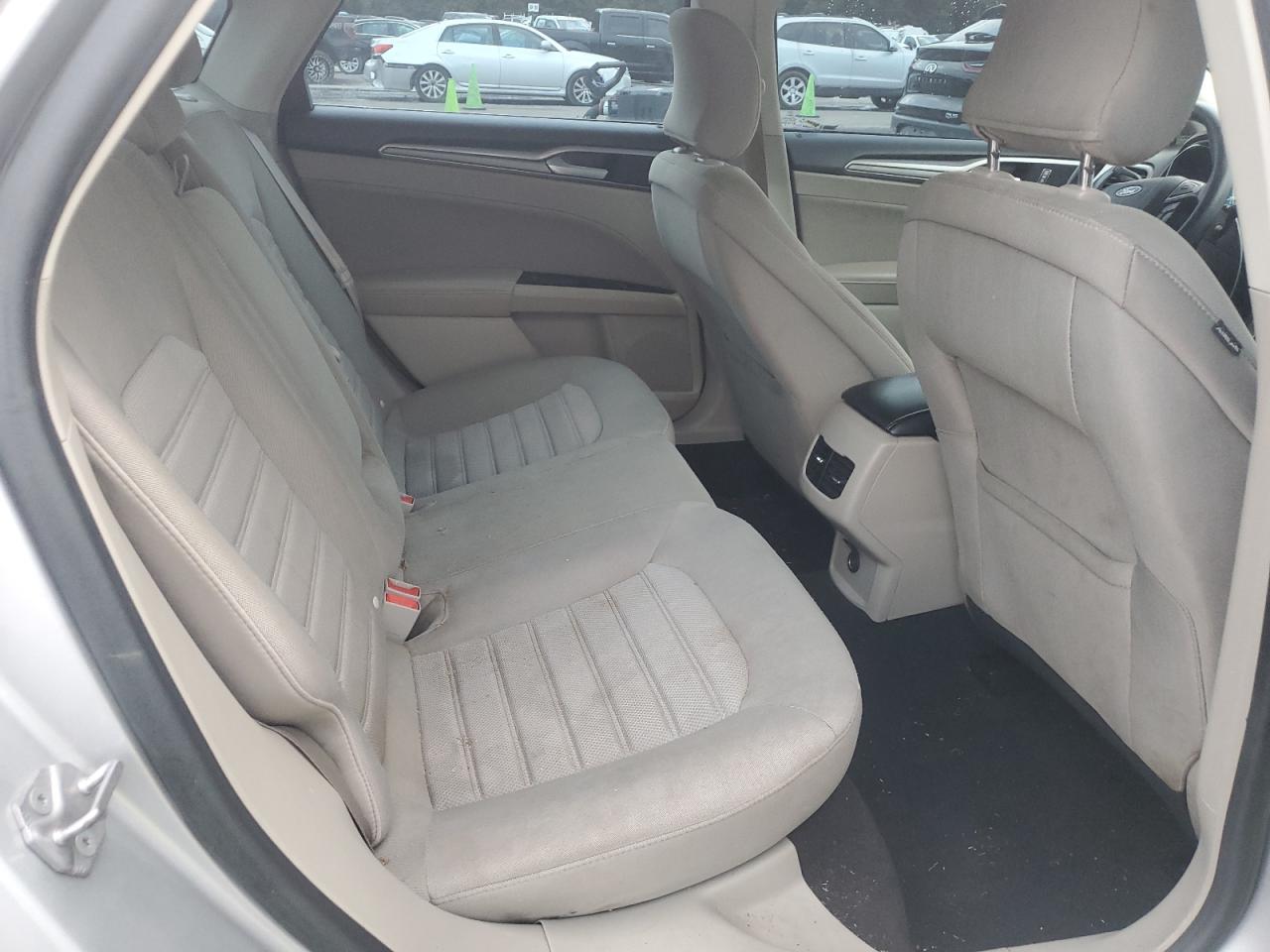 2019 Ford Fusion Se VIN: 3FA6P0HD5KR261968 Lot: 90126305