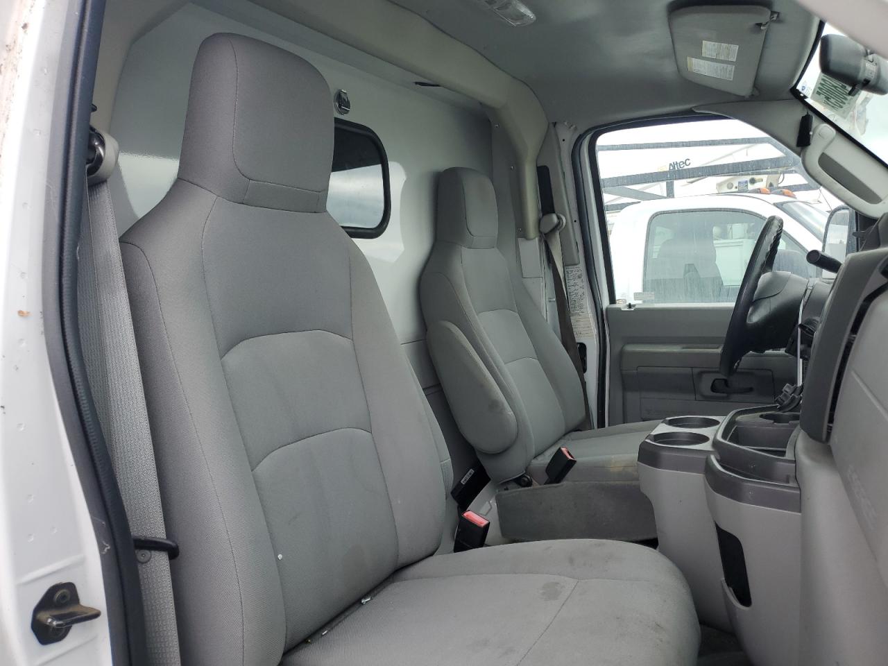 2016 Ford Econoline E350 Super Duty Cutaway Van VIN: 1FDWE3FS6GDC25169 Lot: 84248005