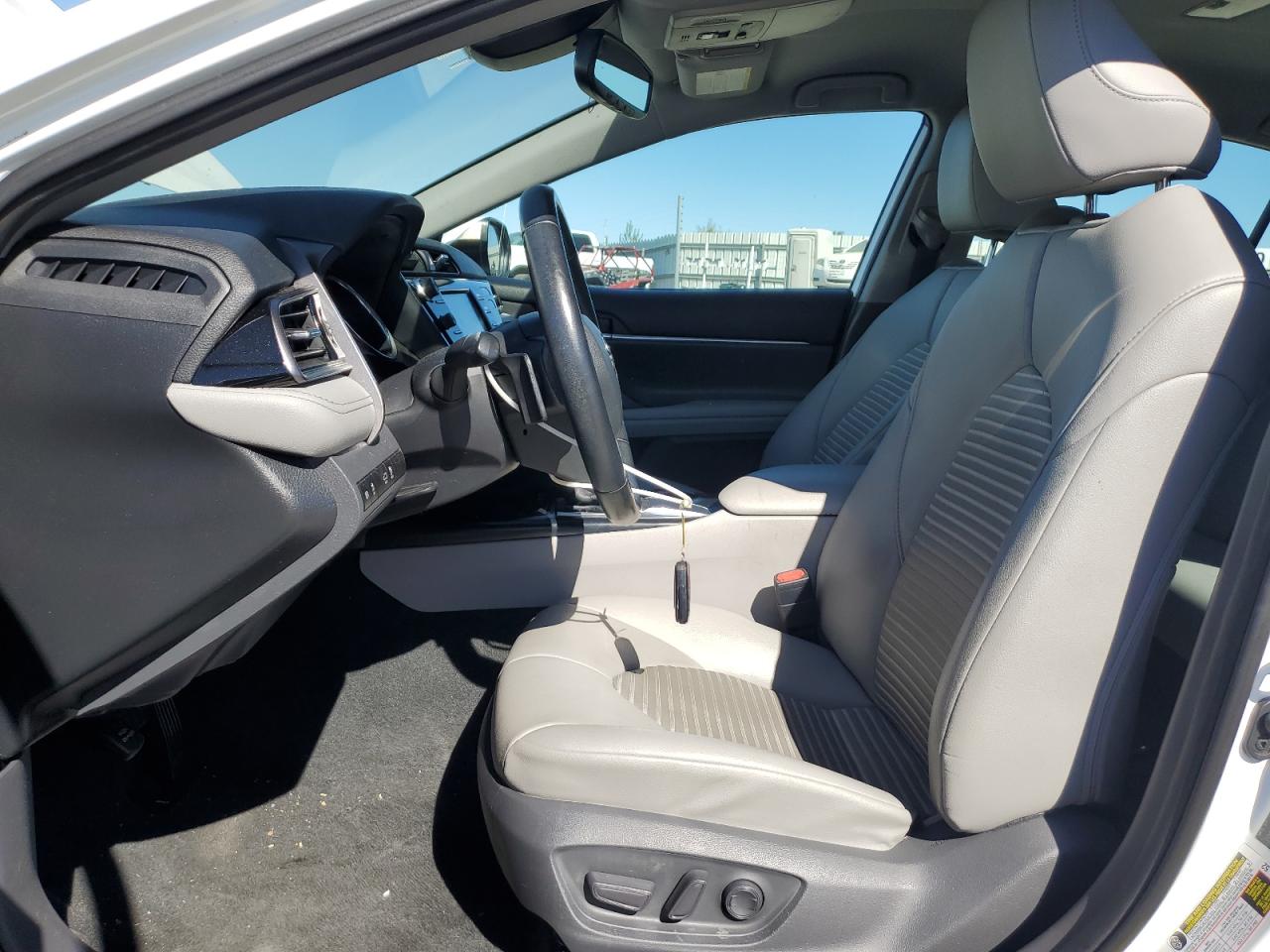 2020 Toyota Camry Se VIN: 4T1M11AK1LU960053 Lot: 82433405