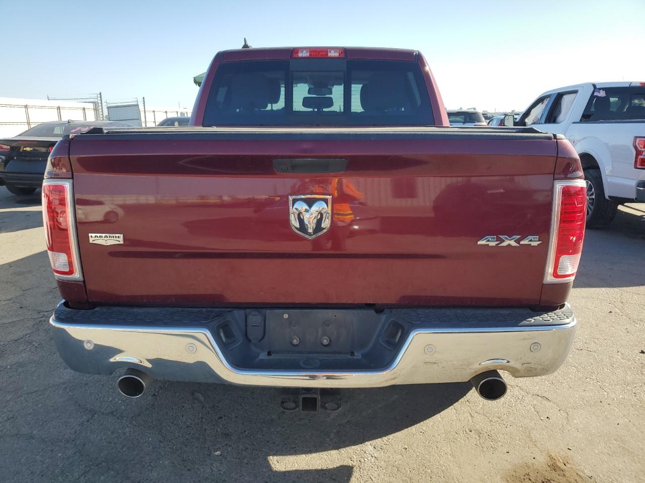 2018 Ram 1500 Laramie VIN: 1C6RR7NM4JS355266 Lot: 82220745