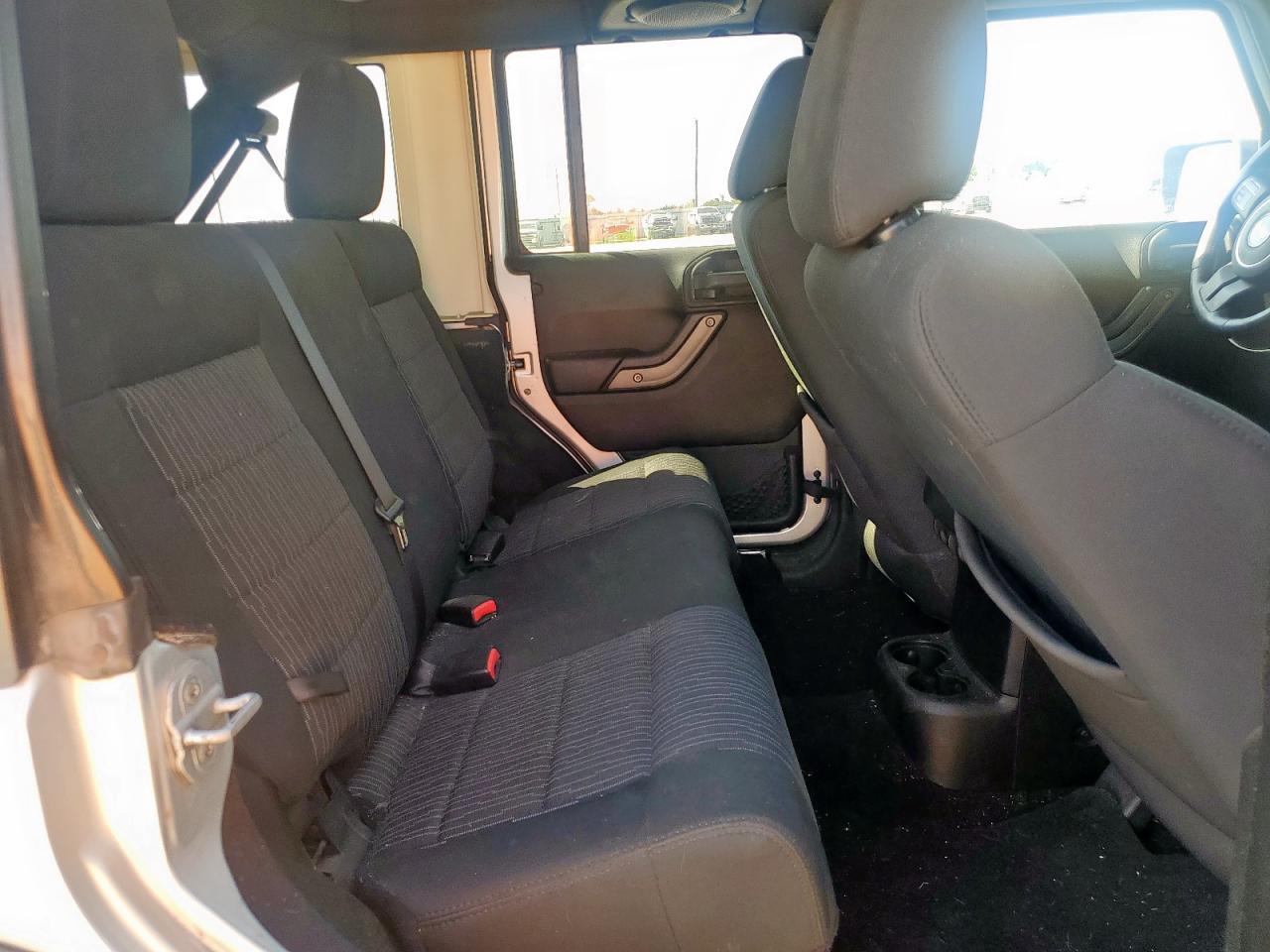 2011 Jeep Wrangler Unlimited Sport VIN: 1J4BA3H10BL567017 Lot: 82216795