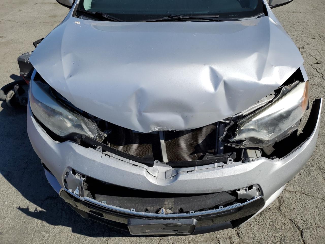 2016 Toyota Corolla L VIN: 5YFBURHE2GP520945 Lot: 82386125