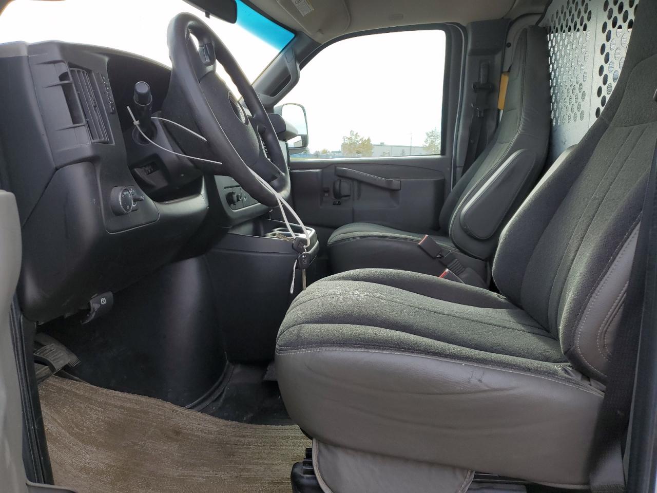 2018 GMC Savana G2500 VIN: 1GTW7AFG6J1245557 Lot: 85353085