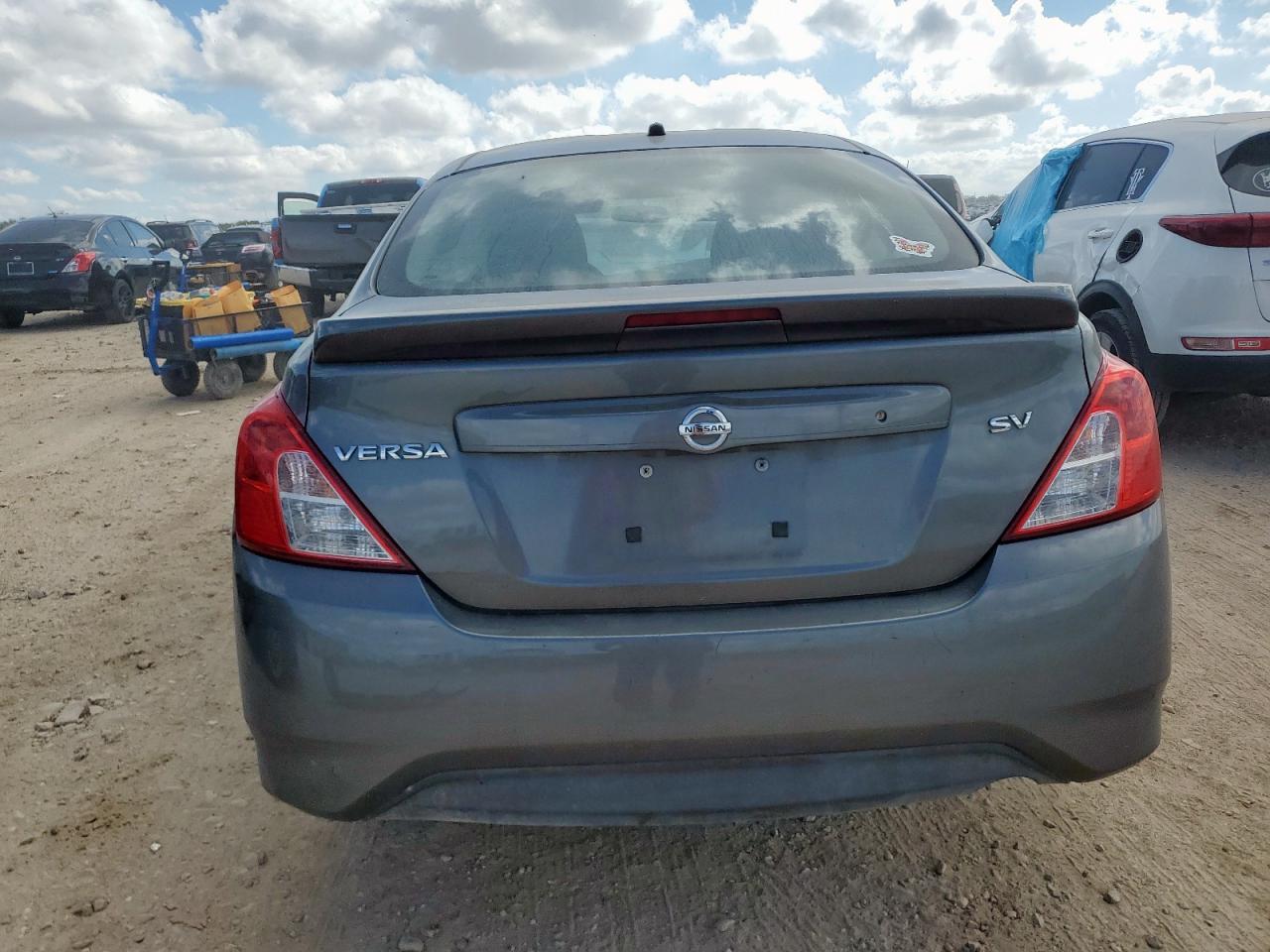 2017 Nissan Versa S VIN: 3N1CN7AP9HL808870 Lot: 85119705