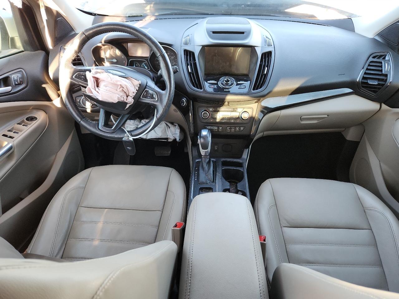 2018 Ford Escape Titanium VIN: 1FMCU9J95JUC89353 Lot: 81991015