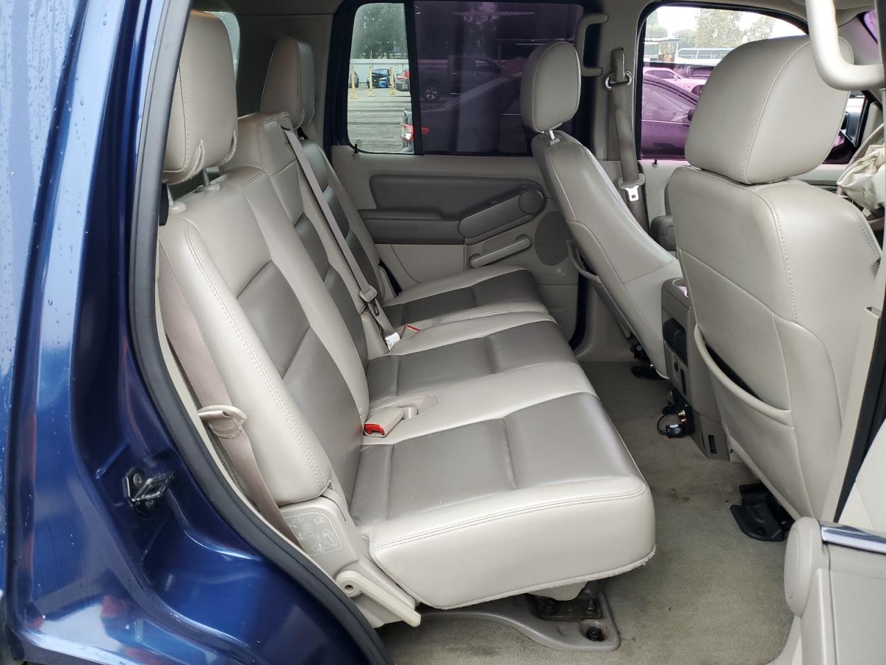 2007 Ford Explorer Xlt VIN: 1FMEU63E07UB33506 Lot: 85313935