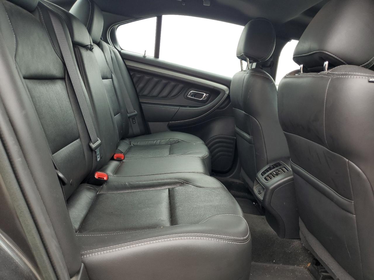 2015 Ford Taurus Sel VIN: 1FAHP2E86FG145672 Lot: 82230555