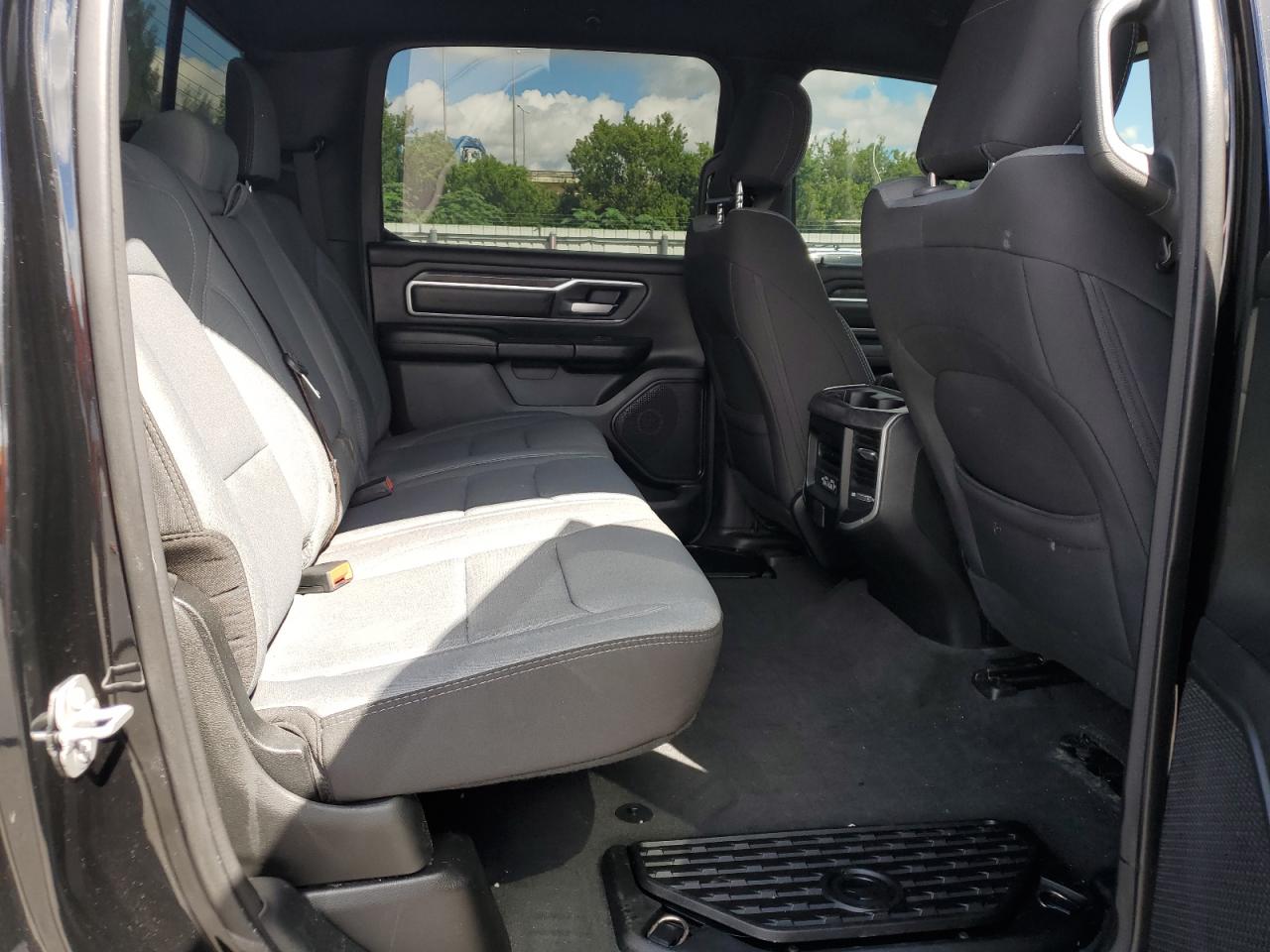 2022 Ram 1500 Big Horn/Lone Star VIN: 1C6RREFT9NN372501 Lot: 86205075