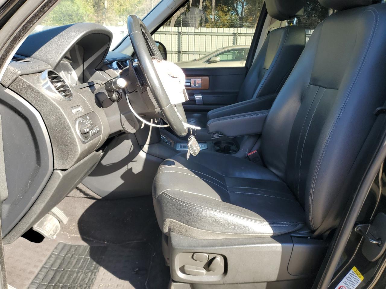 2015 Land Rover Lr4 Hse VIN: SALAG2V61FA772317 Lot: 82442335