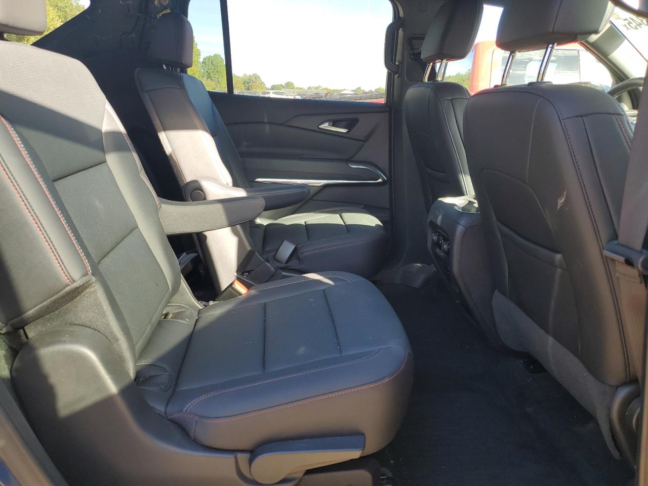 2025 Chevrolet Traverse Z71 VIN: 1GNEVJRS8SJ194895 Lot: 84440345