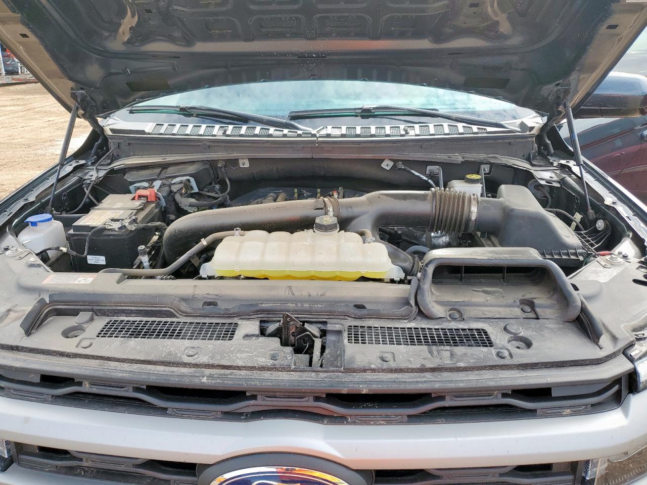 2024 Ford Expedition Xlt VIN: 1FMJU1J83REA72163 Lot: 85383575