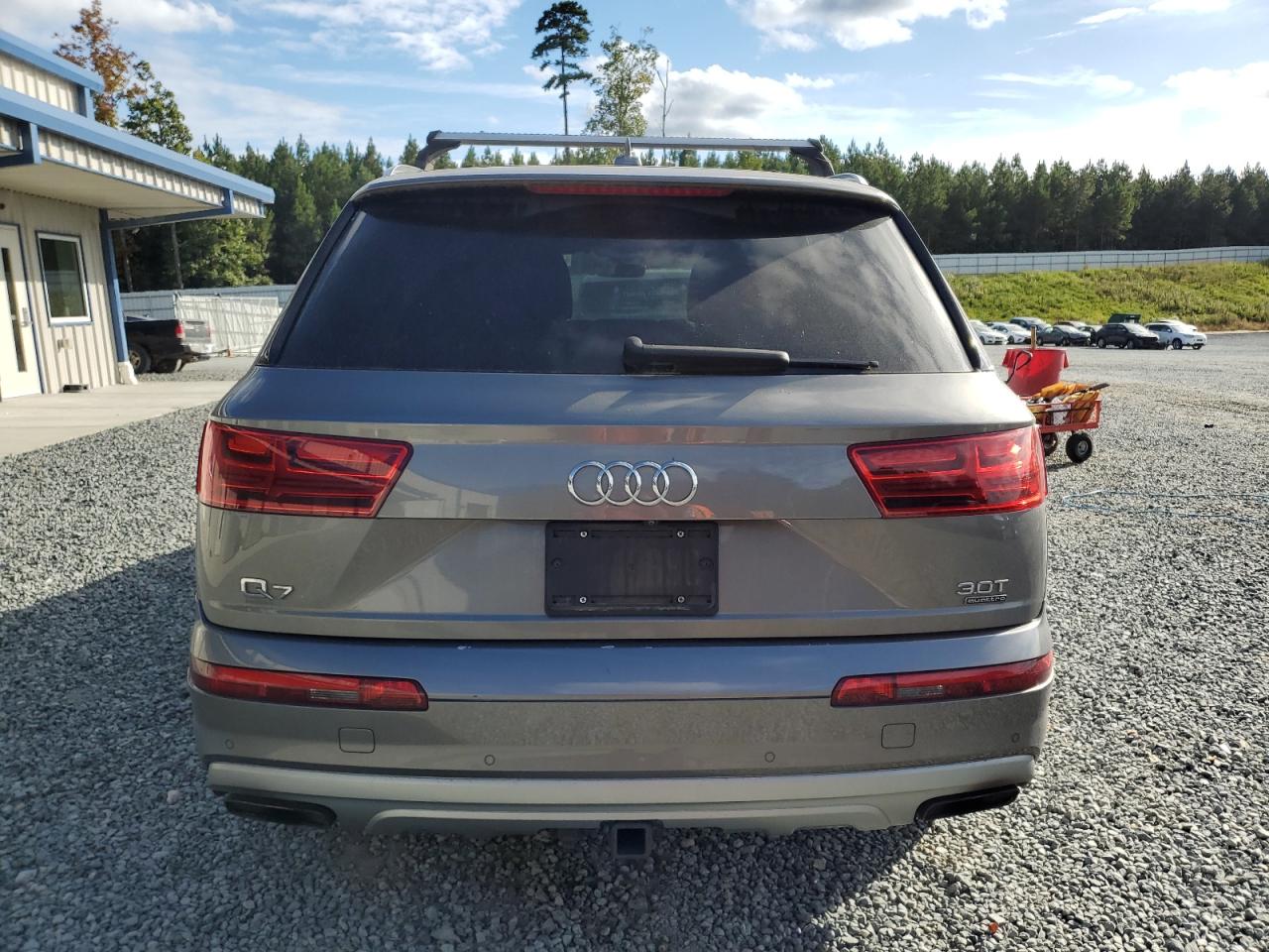 2017 Audi Q7 Premium Plus VIN: WA1LABF75HD059327 Lot: 82272345