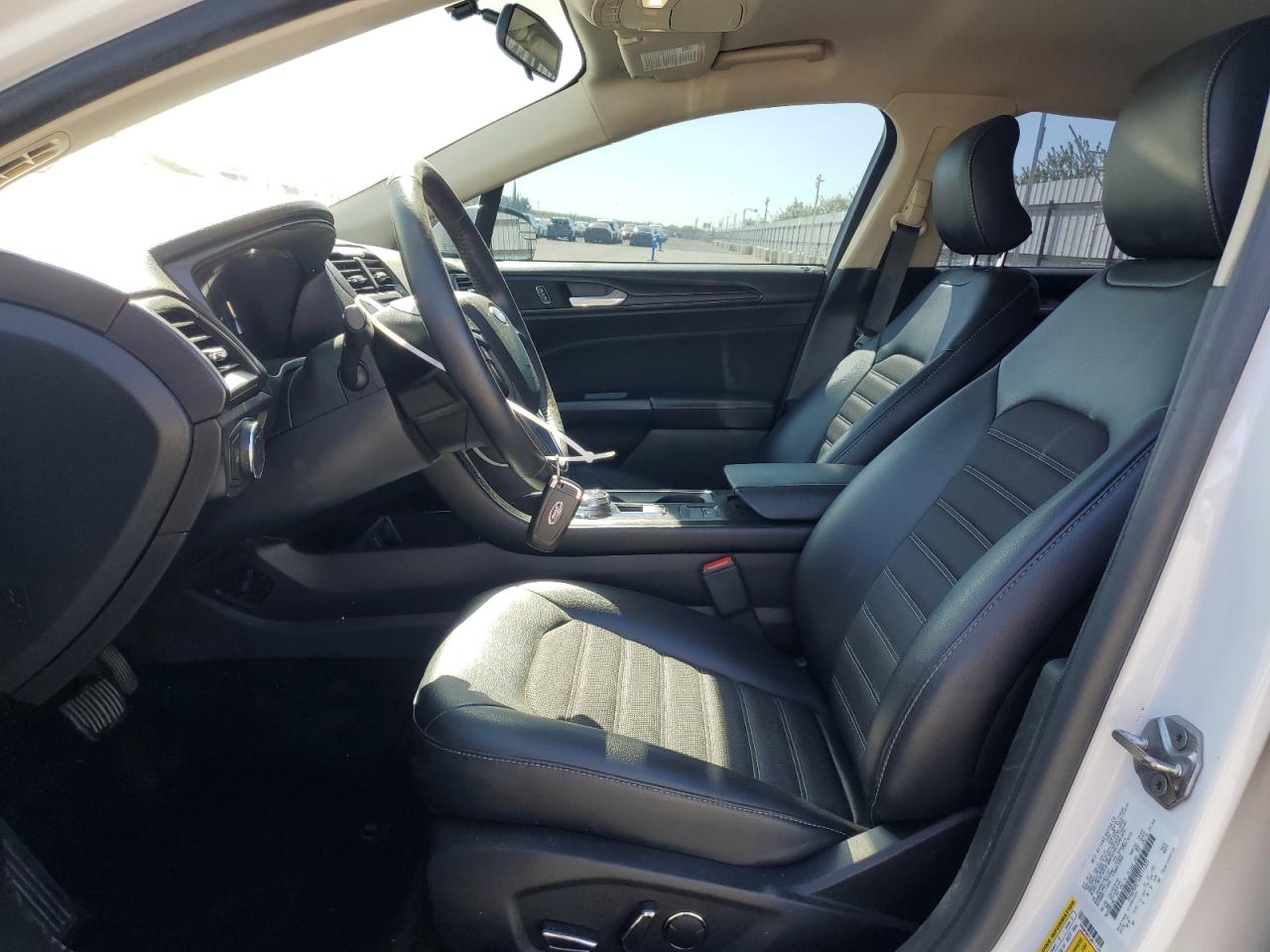 2018 Ford Fusion Se VIN: 3FA6P0H75JR111321 Lot: 82352645