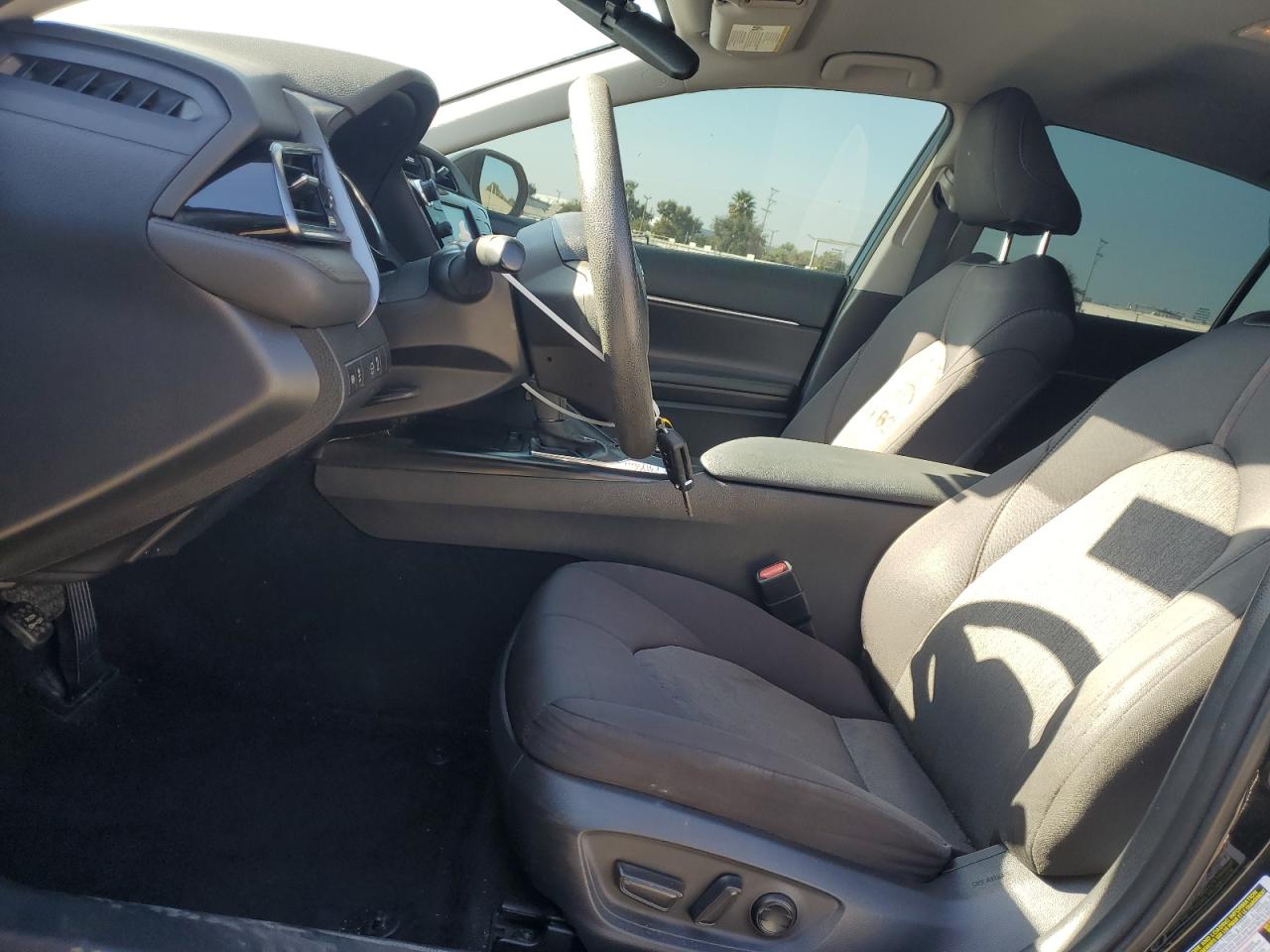 2020 Toyota Camry Le VIN: 4T1C11AK6LU989592 Lot: 86095715