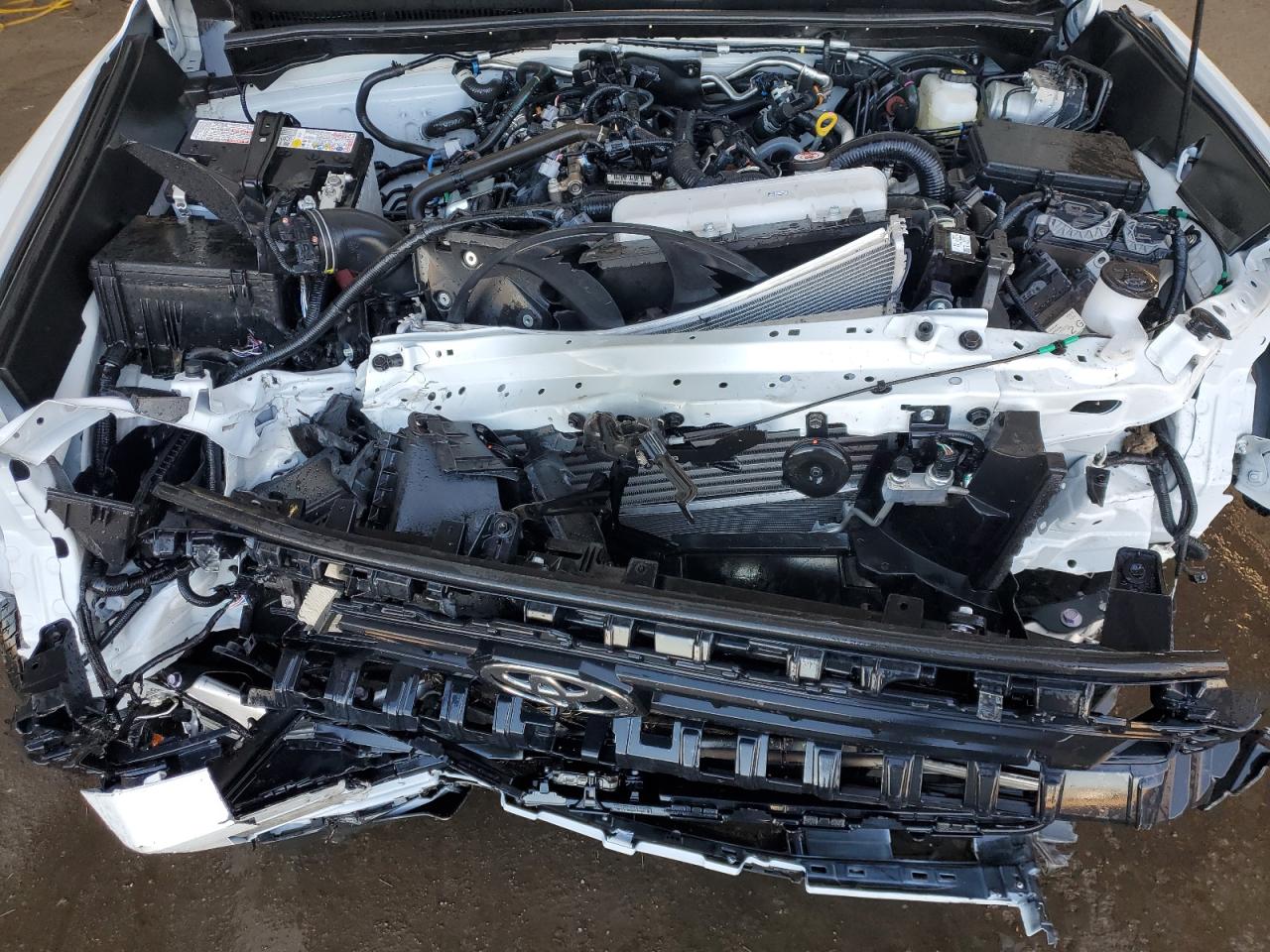 2025 Toyota 4Runner Sr5 VIN: JTEVA5BR3S5010745 Lot: 86890815