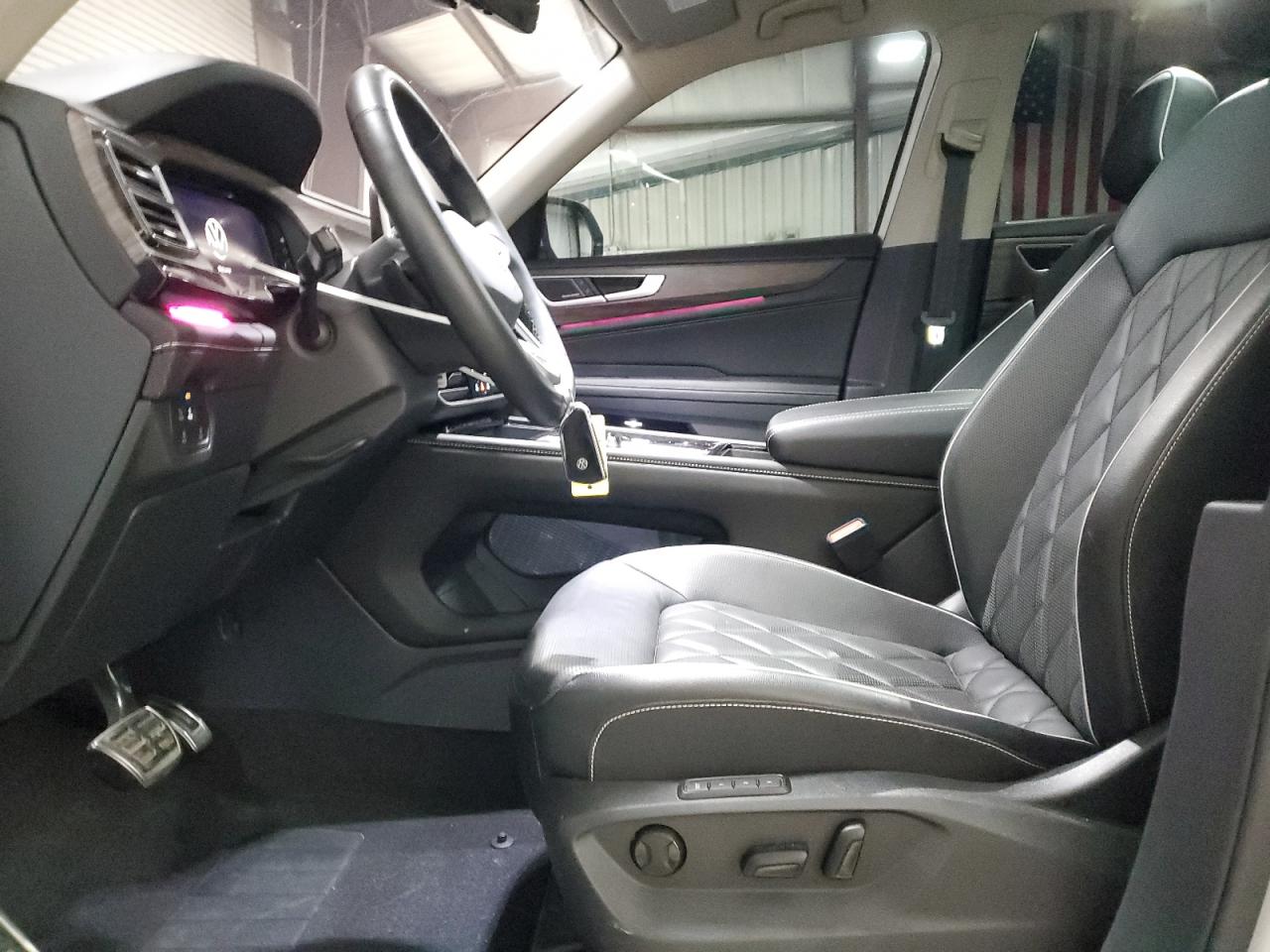 2024 Volkswagen Atlas Sel Premium R-Line VIN: 1V2FR2CA7RC562875 Lot: 84741825