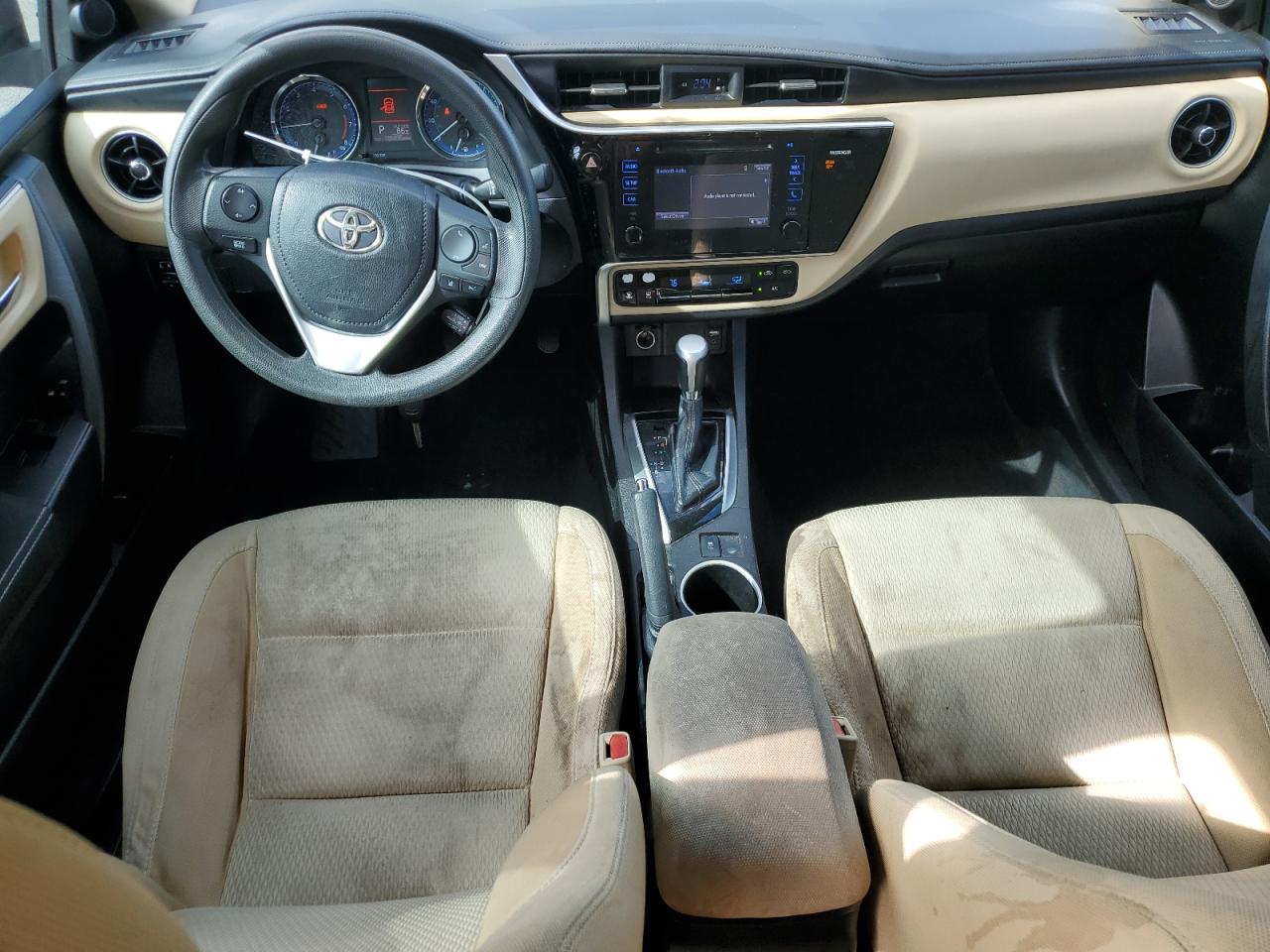 2017 Toyota Corolla L VIN: 5YFBURHE5HP727542 Lot: 81752455