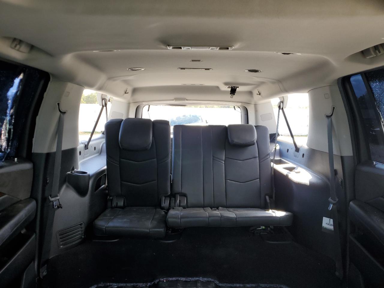 2019 Cadillac Escalade Esv Luxury VIN: 1GYS4HKJ1KR141928 Lot: 82325685