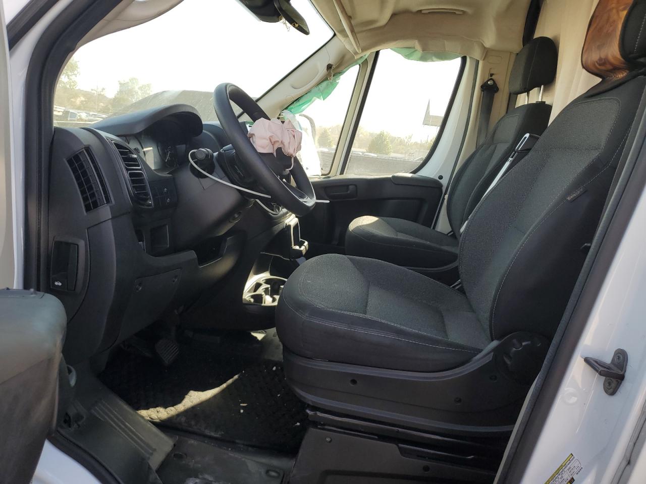 2022 Ram Promaster 2500 Delivery Van VIN: 3C6LRVDG9NE107576 Lot: 87078365